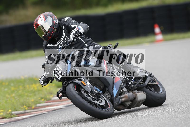 Archiv-2025/37 28.07.2025 Dunlop Ride und Test Day ADR/Einsteiger gruen/19
